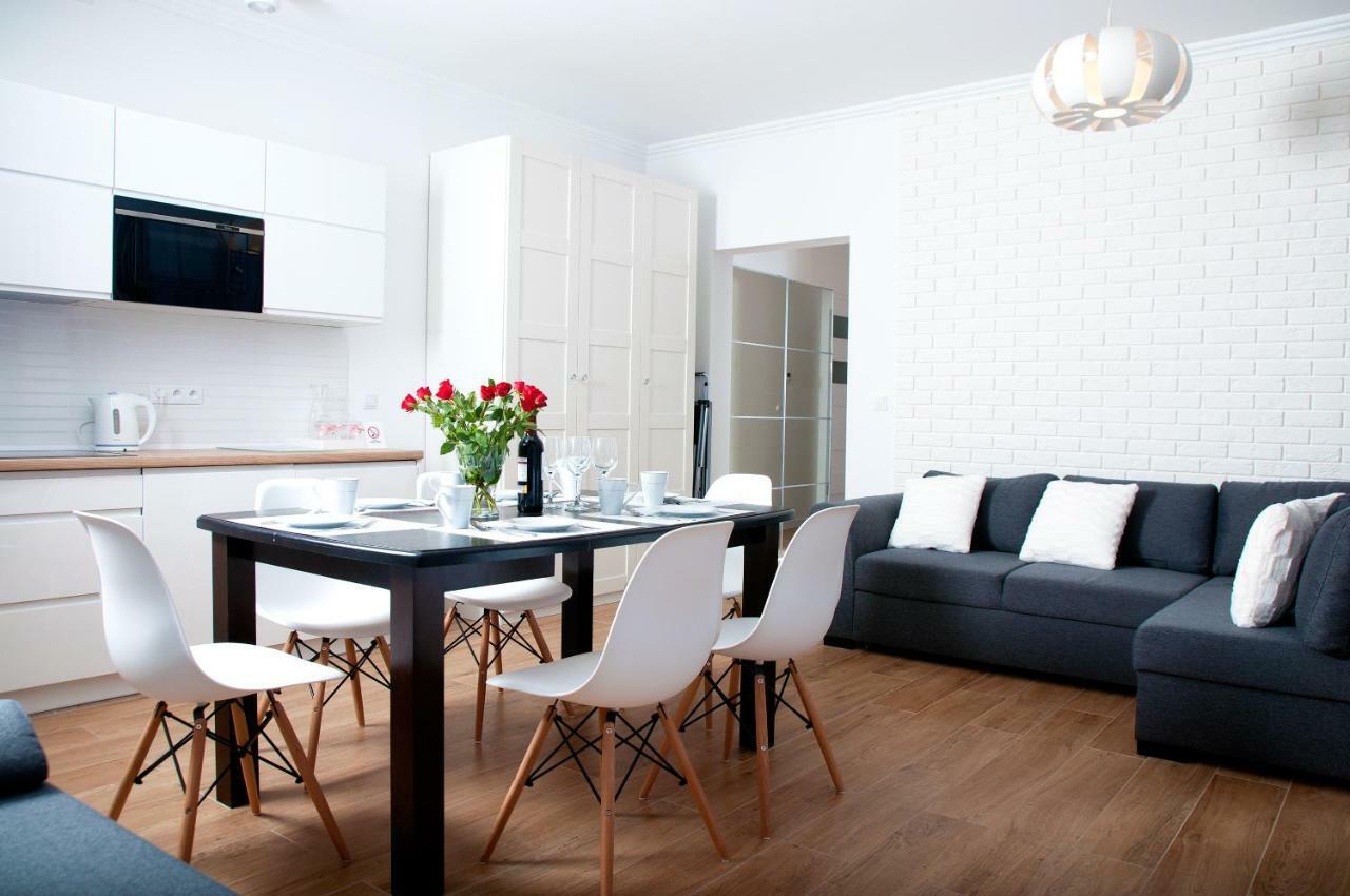 Apartament Ikar - 2 Pokojowy Przy Morzu Z Wlasnym Ogrodkiem Pobierowo Buitenkant foto