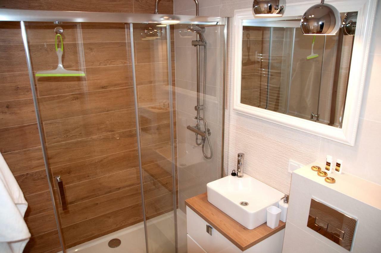 Apartament Ikar - 2 Pokojowy Przy Morzu Z Wlasnym Ogrodkiem Pobierowo Buitenkant foto