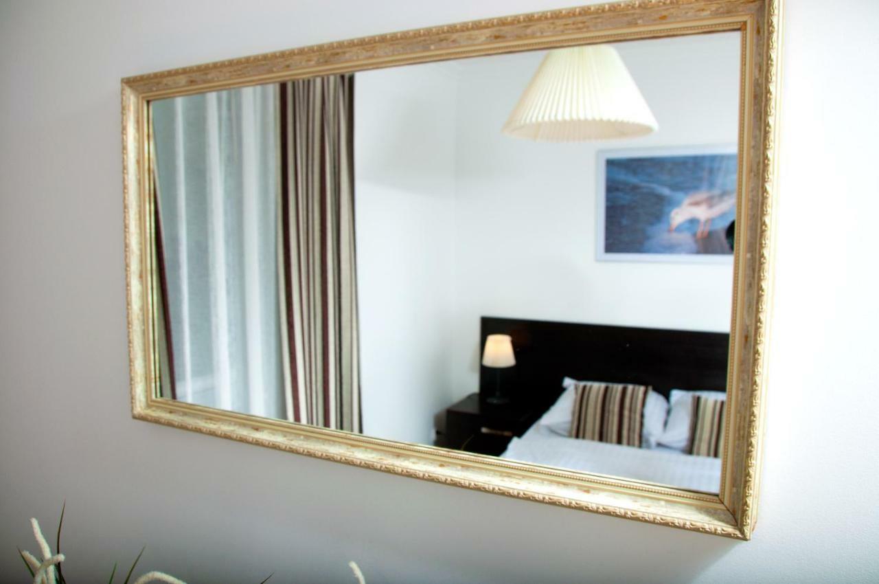 Apartament Ikar - 2 Pokojowy Przy Morzu Z Wlasnym Ogrodkiem Pobierowo Buitenkant foto